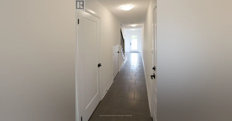 40 Windtree Way, Halton Hills, ON, L7G 0P6 - 3