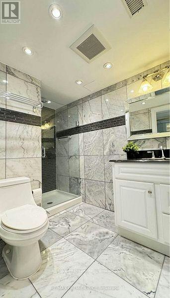 3551 Burningelm Crescent, Mississauga, ON, L4Y 3L2 - 5