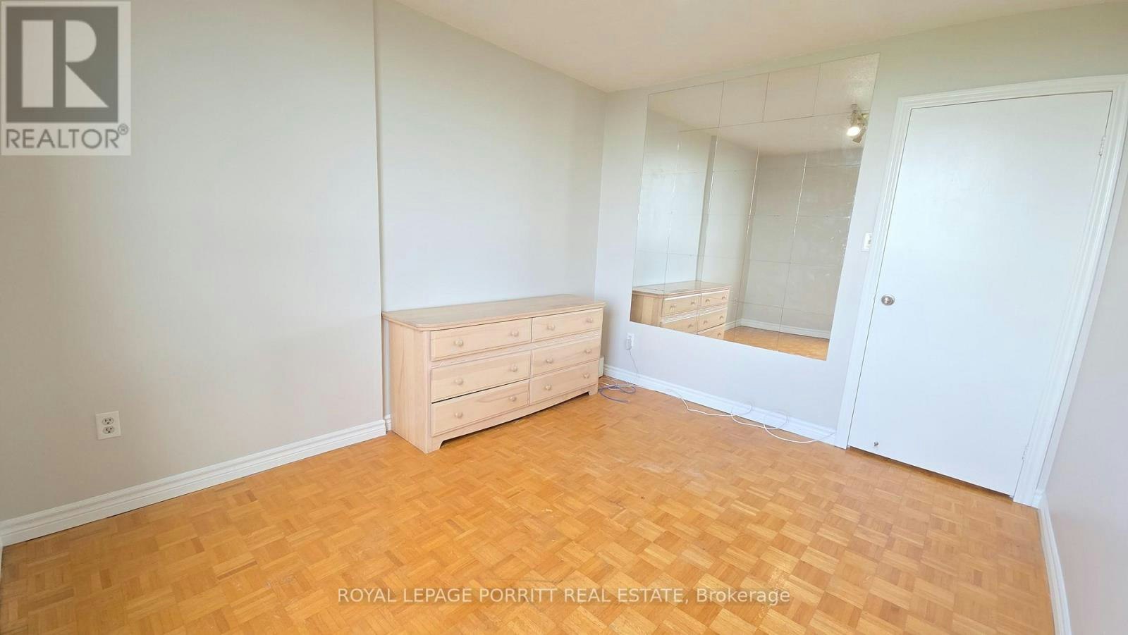 1704-1535 Lakeshore Road E, Mississauga, ON, L5E 3E2 - 20