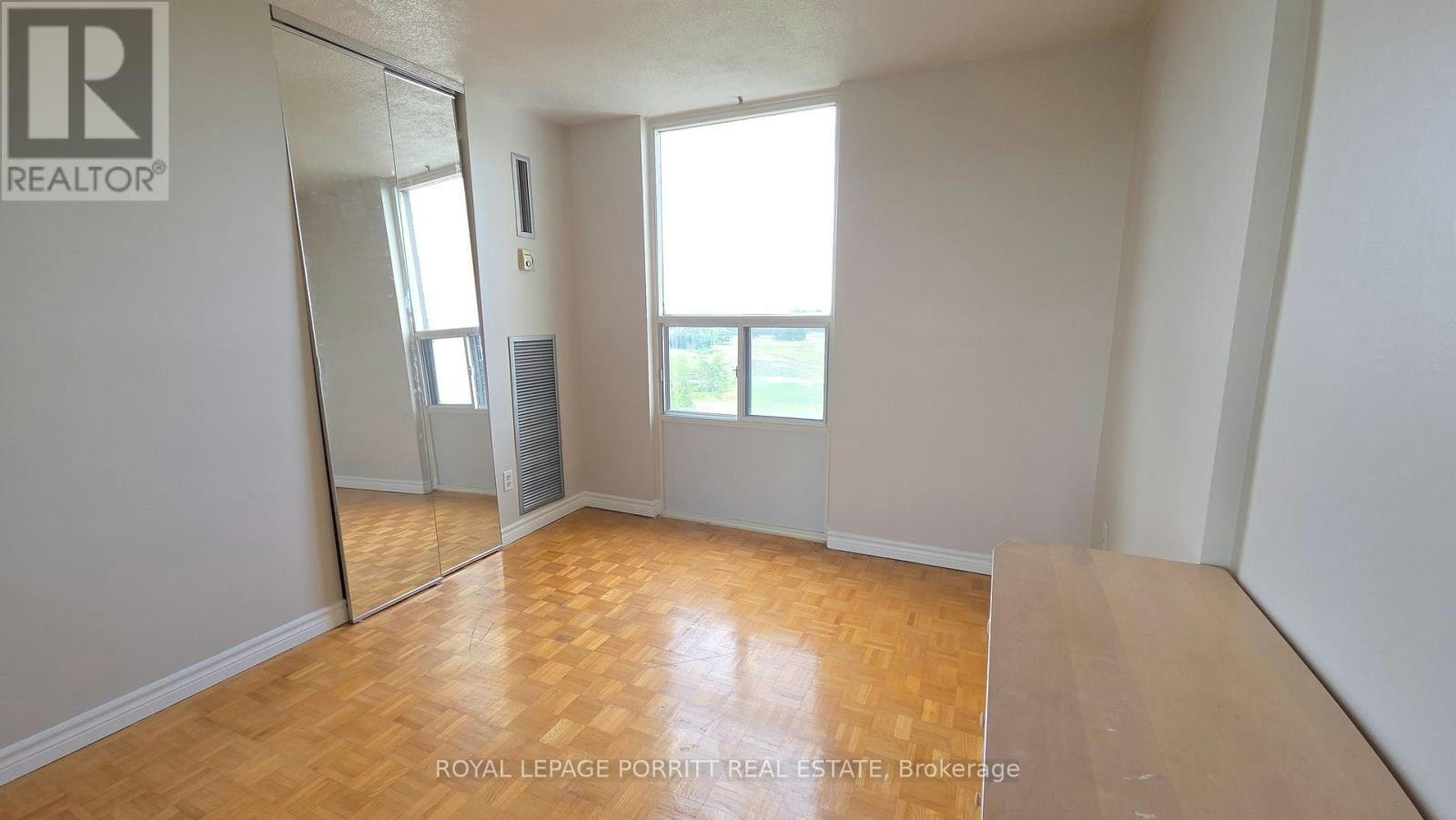 1704-1535 Lakeshore Road E, Mississauga, ON, L5E 3E2 - 19