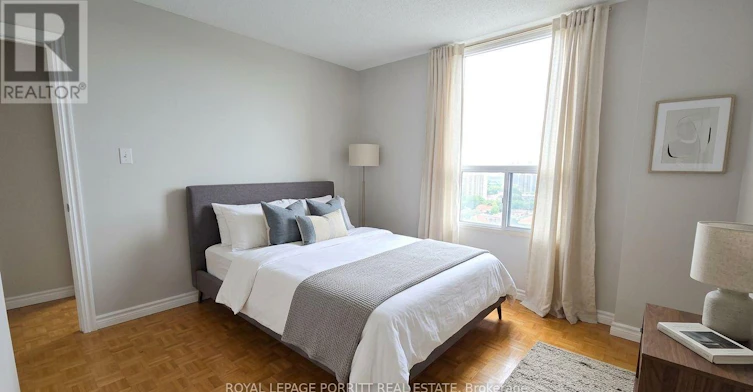 1704-1535 Lakeshore Road E, Mississauga, ON, L5E 3E2 - 17