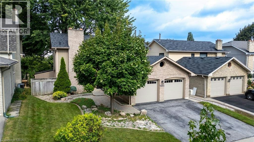 2161 Devlin Drive, Burlington, ON, L7P 3C6