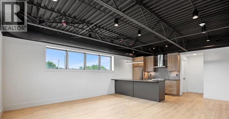208-3850 Dougall, Windsor, ON, N9G 1X2 - 4