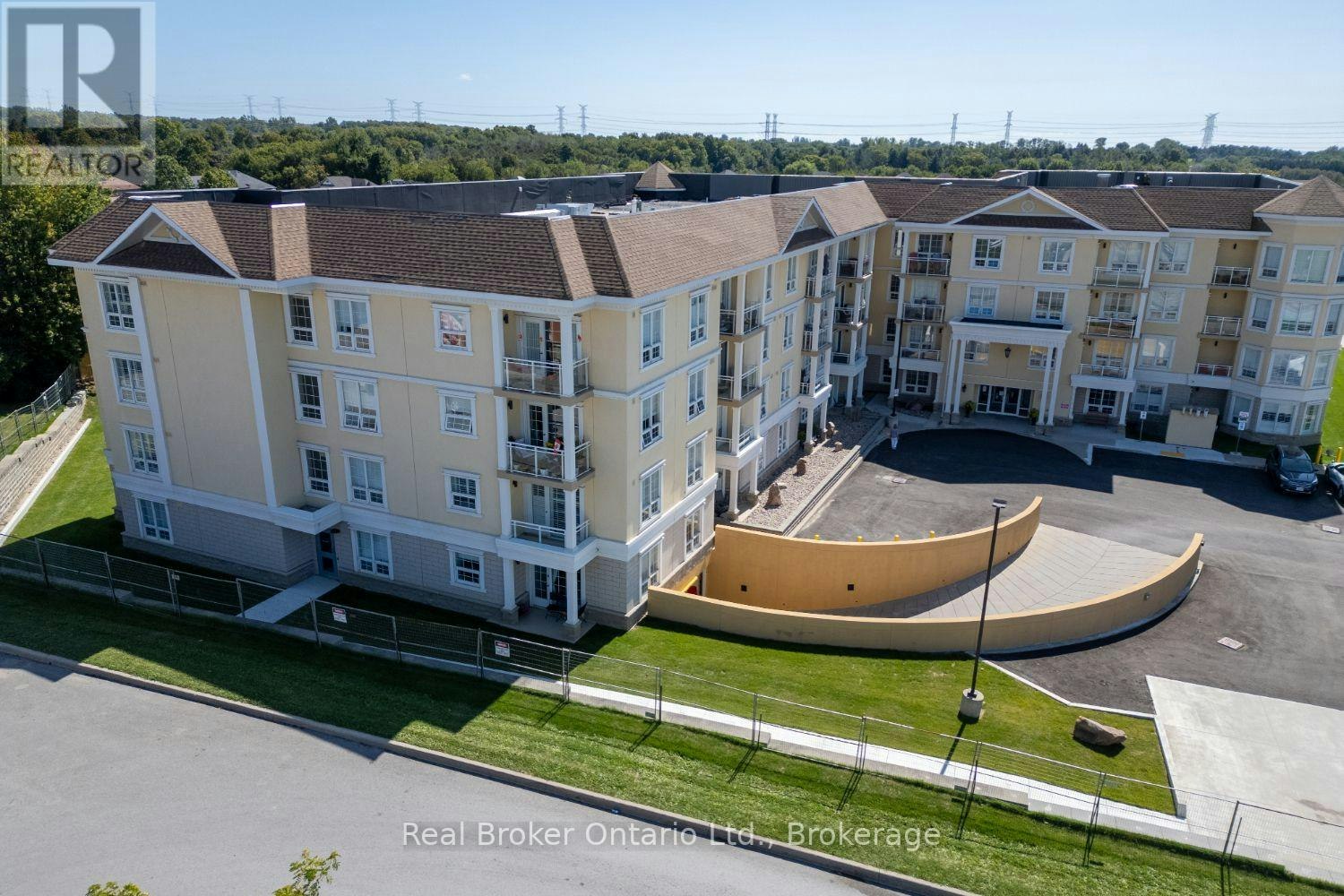 216-21 Brookhouse Drive, Clarington, ON, L1B 0V4
