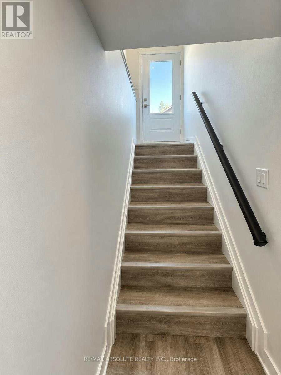 B-21 Machabee Street, Limoges, ON, K0A 3C0 - 3
