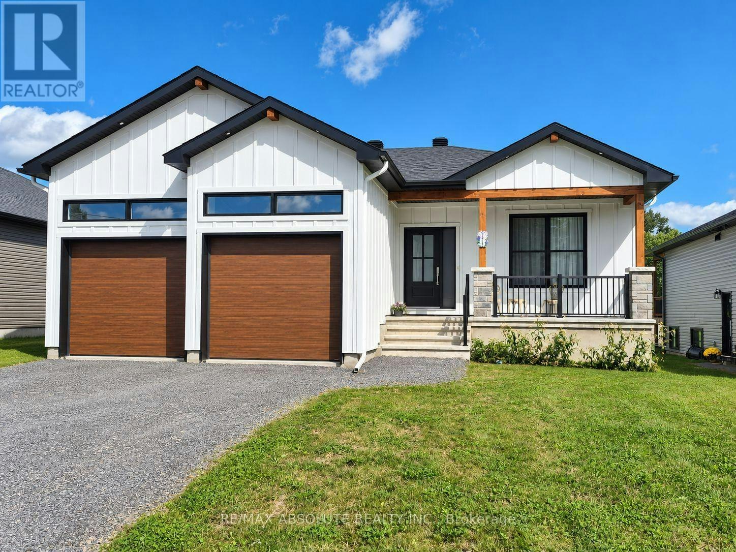B-21 Machabee Street, Limoges, ON, K0A 3C0