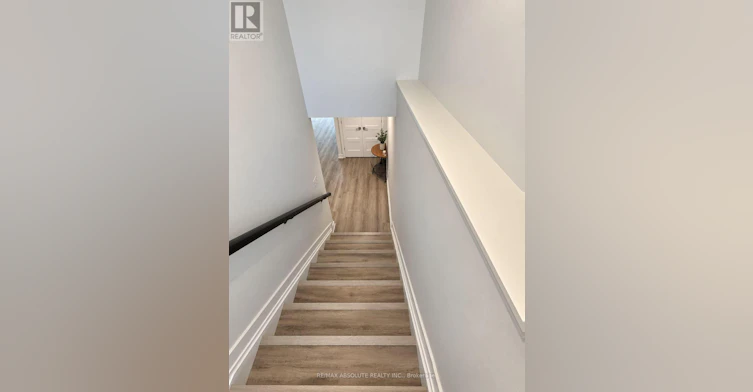 B-21 Machabee Street, Limoges, ON, K0A 3C0 - 4