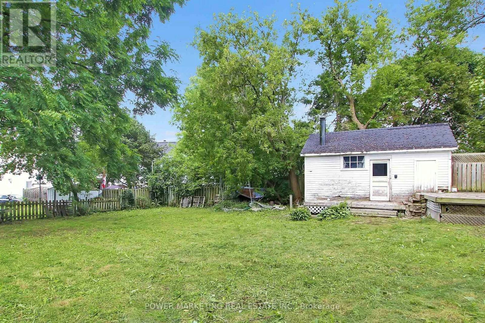 28 Montague Street, Smiths Falls, ON, K7A 2M1 - 42