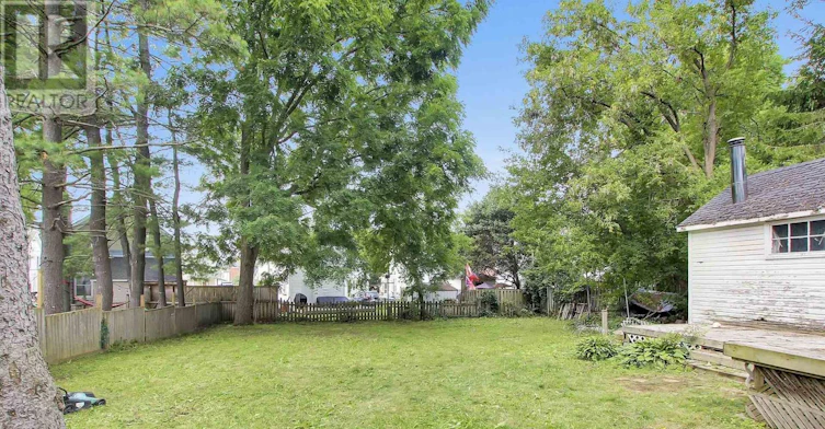 28 Montague Street, Smiths Falls, ON, K7A 2M1 - 40
