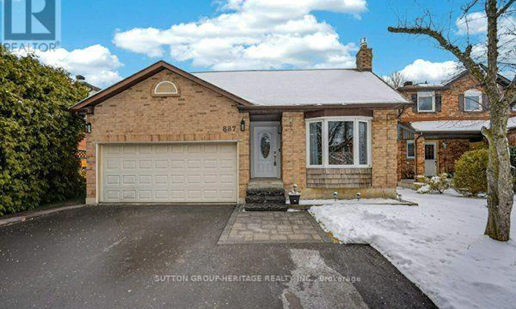 887 Lavis Court
