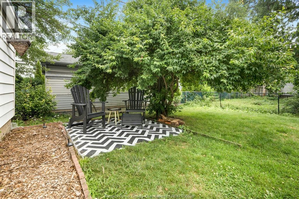 11 College, Chatham-Kent, ON, N7M 4W7 - 8