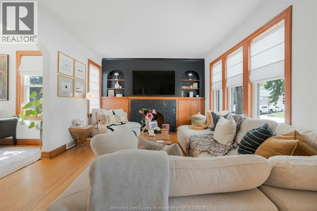 11 College, Chatham-Kent, ON, N7M 4W7 - 12