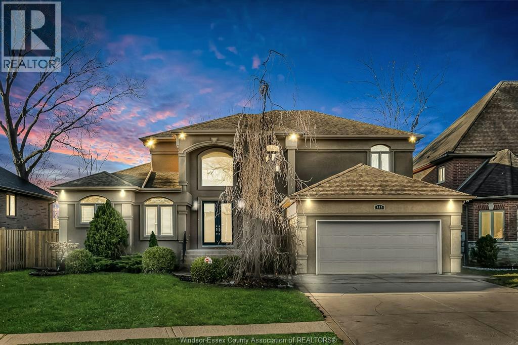 425 Country Club Drive, Windsor, ON, N9G 3G9