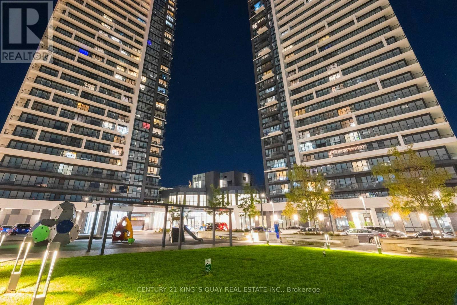 1702-18 Water Walk Drive, Markham, ON, L3R 6L5 - 30