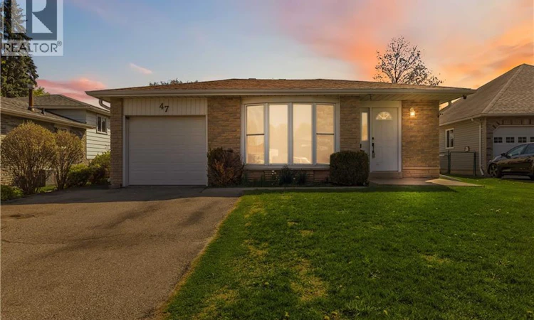 47 Abeles Avenue