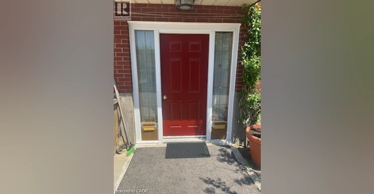1-150 Chandler Drive, Kitchener, ON, N2E 1G9 - 2