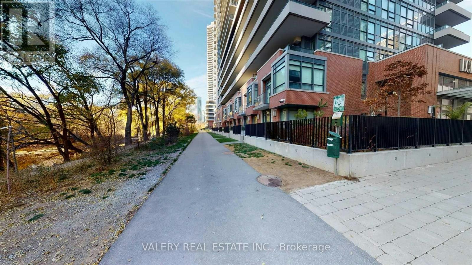 713-2220 Lake Shore Boulevard W, Toronto, ON, M8V 0C1 - 36