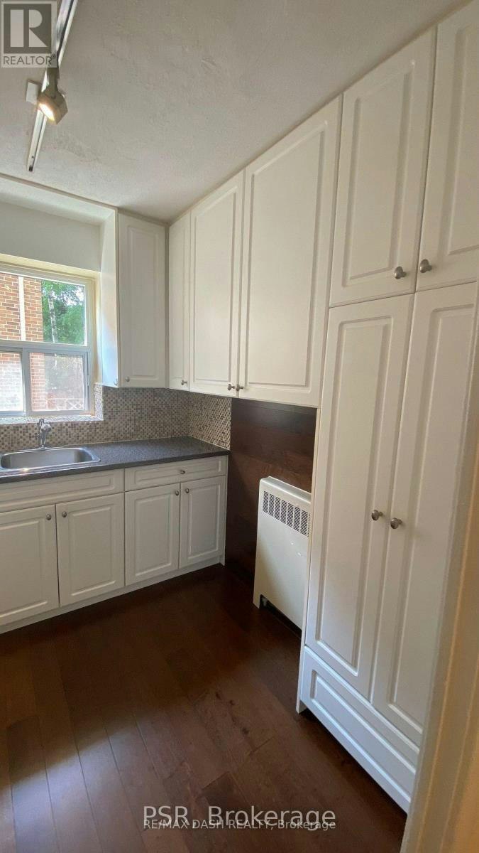 06-69 Old Mill Terrace, Toronto, ON, M8X 1A1 - 14