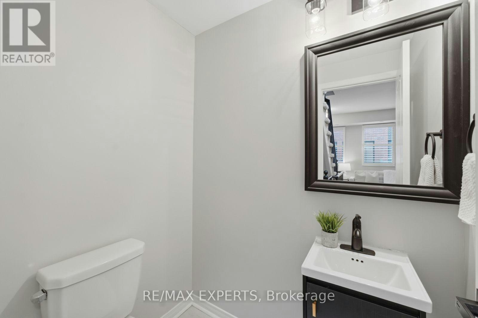 46-68 Winston Park Boulevard, Toronto, ON, M3K 1C3 - 13