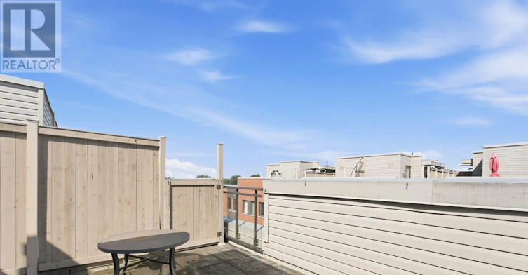 46-68 Winston Park Boulevard, Toronto, ON, M3K 1C3 - 4