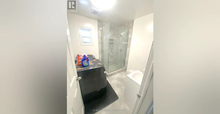 ROOM 301-81 Hallam Street, Toronto, ON, M6H 1W7 - 11