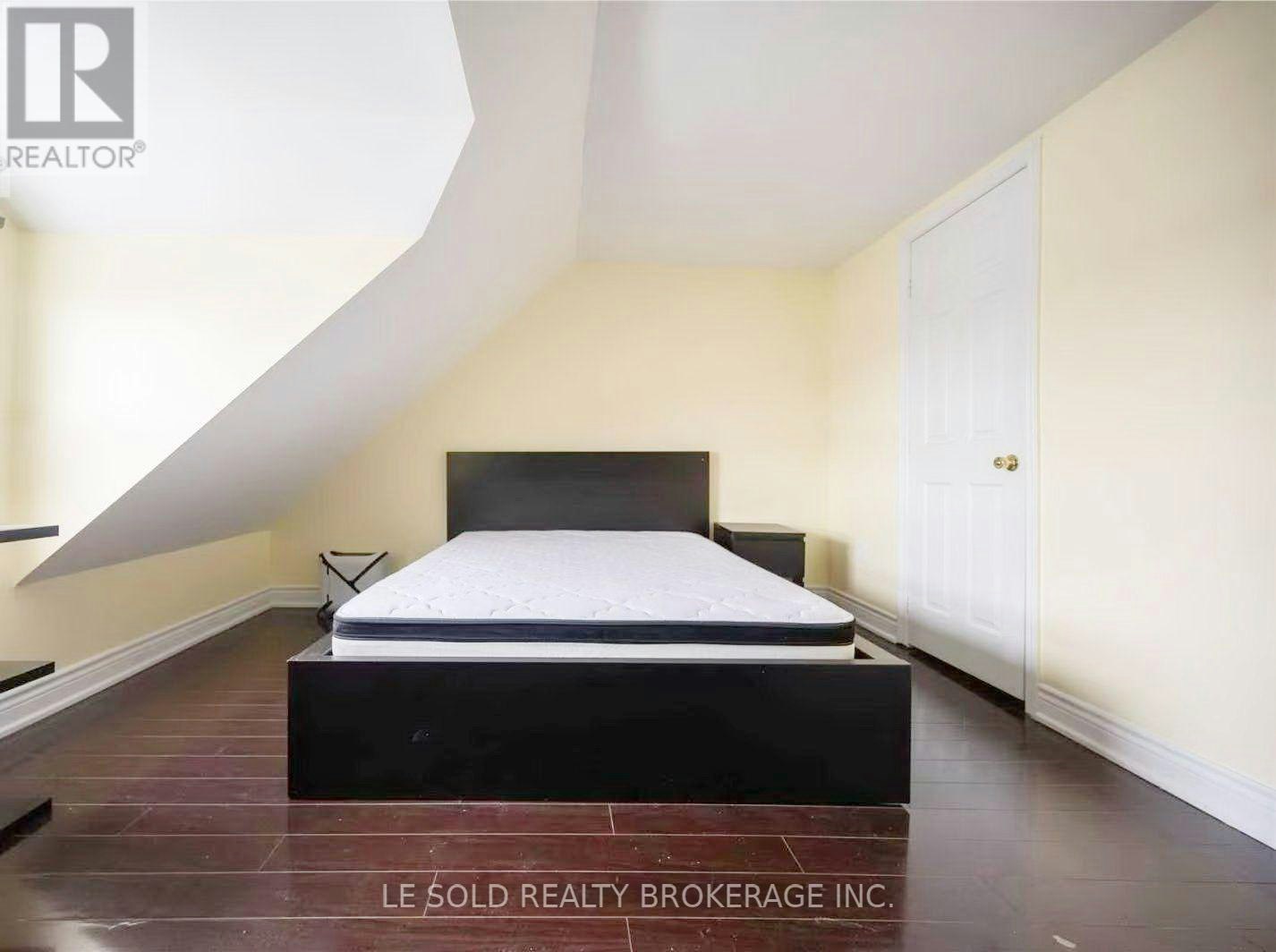 ROOM 301-81 Hallam Street, Toronto, ON, M6H 1W7 - 7