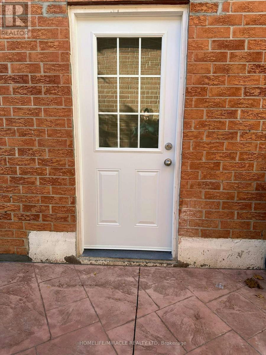 11 Cresswell Drive, Brampton, ON, L6Y 2T5 - 9