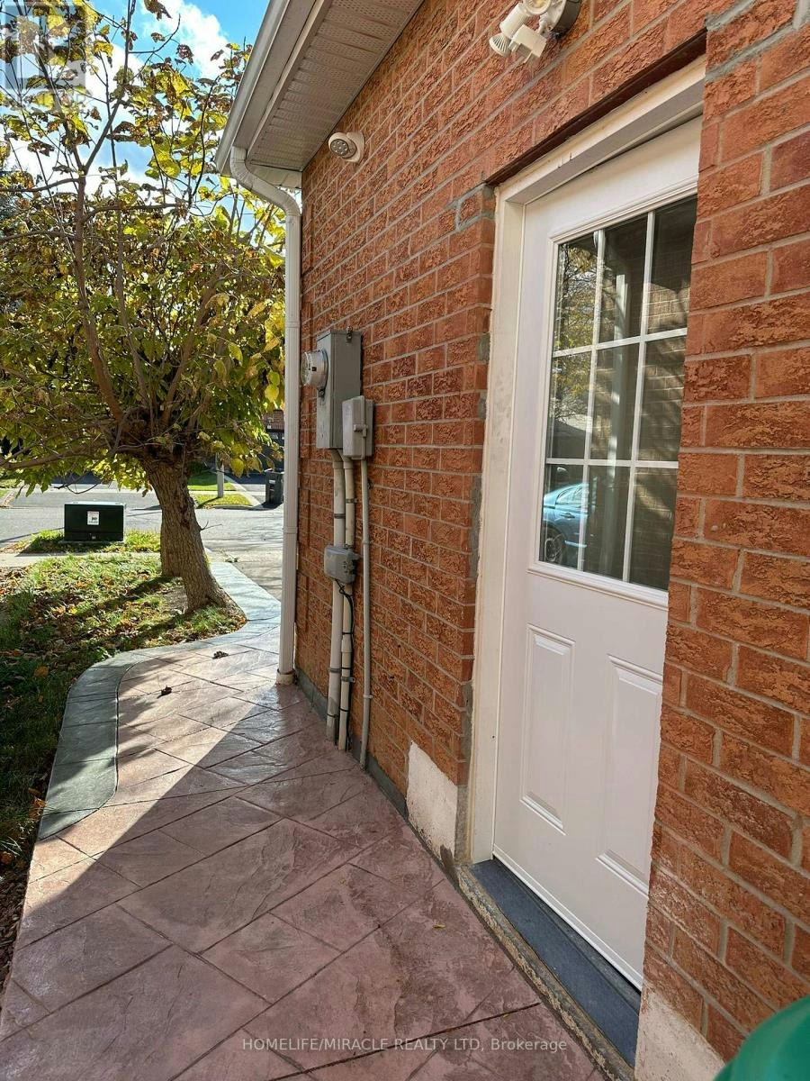 11 Cresswell Drive, Brampton, ON, L6Y 2T5 - 7