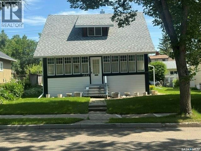 1332 97th Street, North Battleford, SK, S9A 0J8