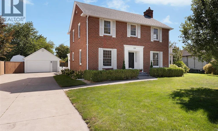 114 Walnut Street North