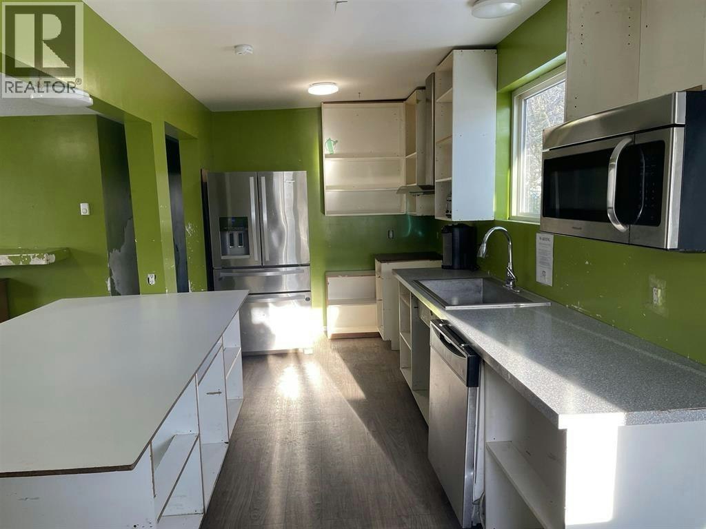 4526 Olson Avenue - 5