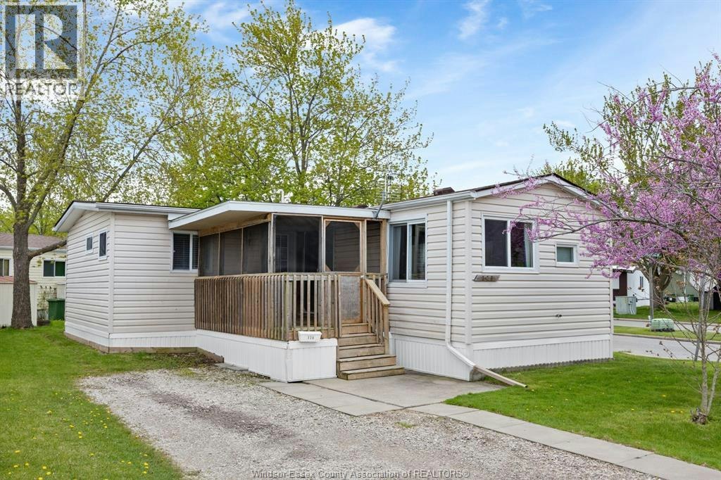 326 Beverly, Essex, ON, N8M 2C1
