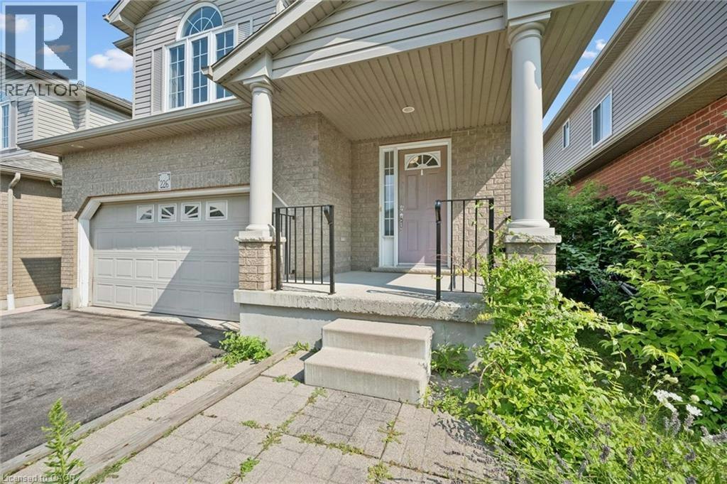 226 Sleaford Street, Waterloo, ON, N2J 4Z7 - 4