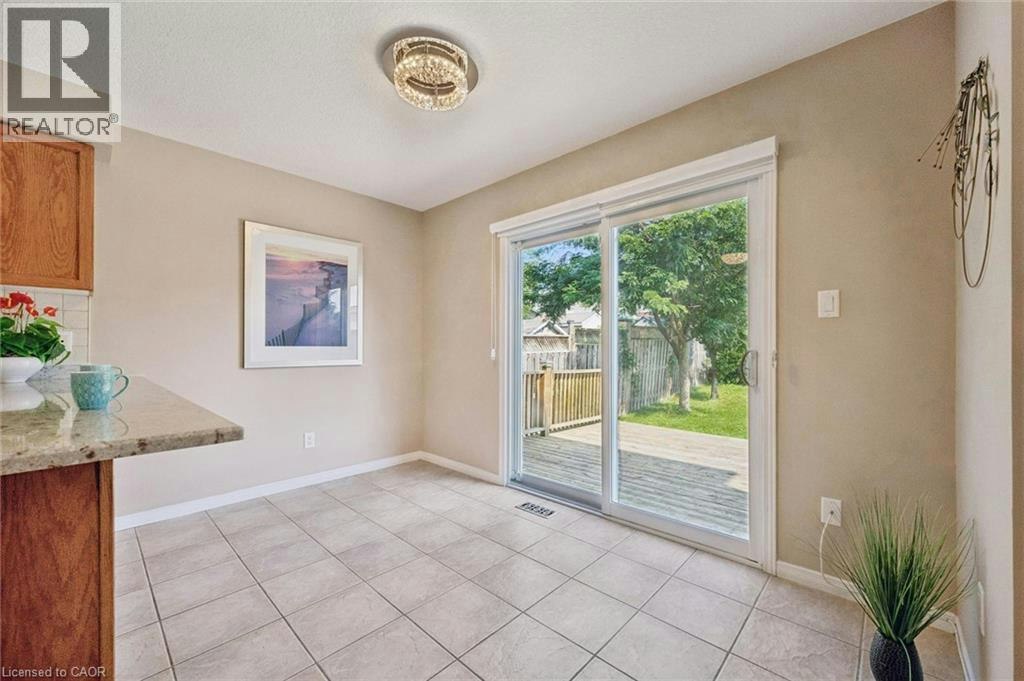 226 Sleaford Street, Waterloo, ON, N2J 4Z7 - 16