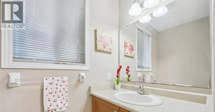 226 Sleaford Street, Waterloo, ON, N2J 4Z7 - 18