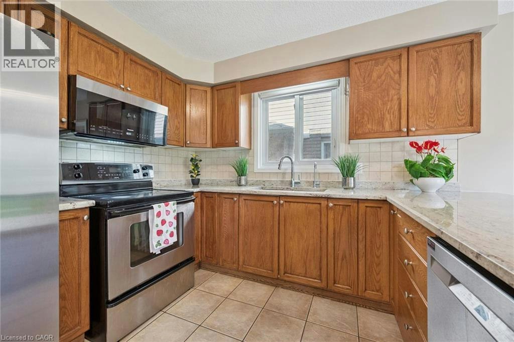 226 Sleaford Street, Waterloo, ON, N2J 4Z7 - 12