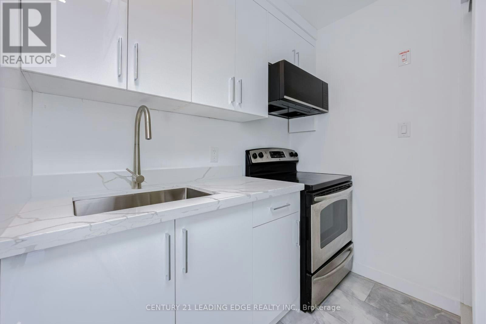 B-1375 Bathurst Street, Toronto, ON, M5R 3H8 - 4