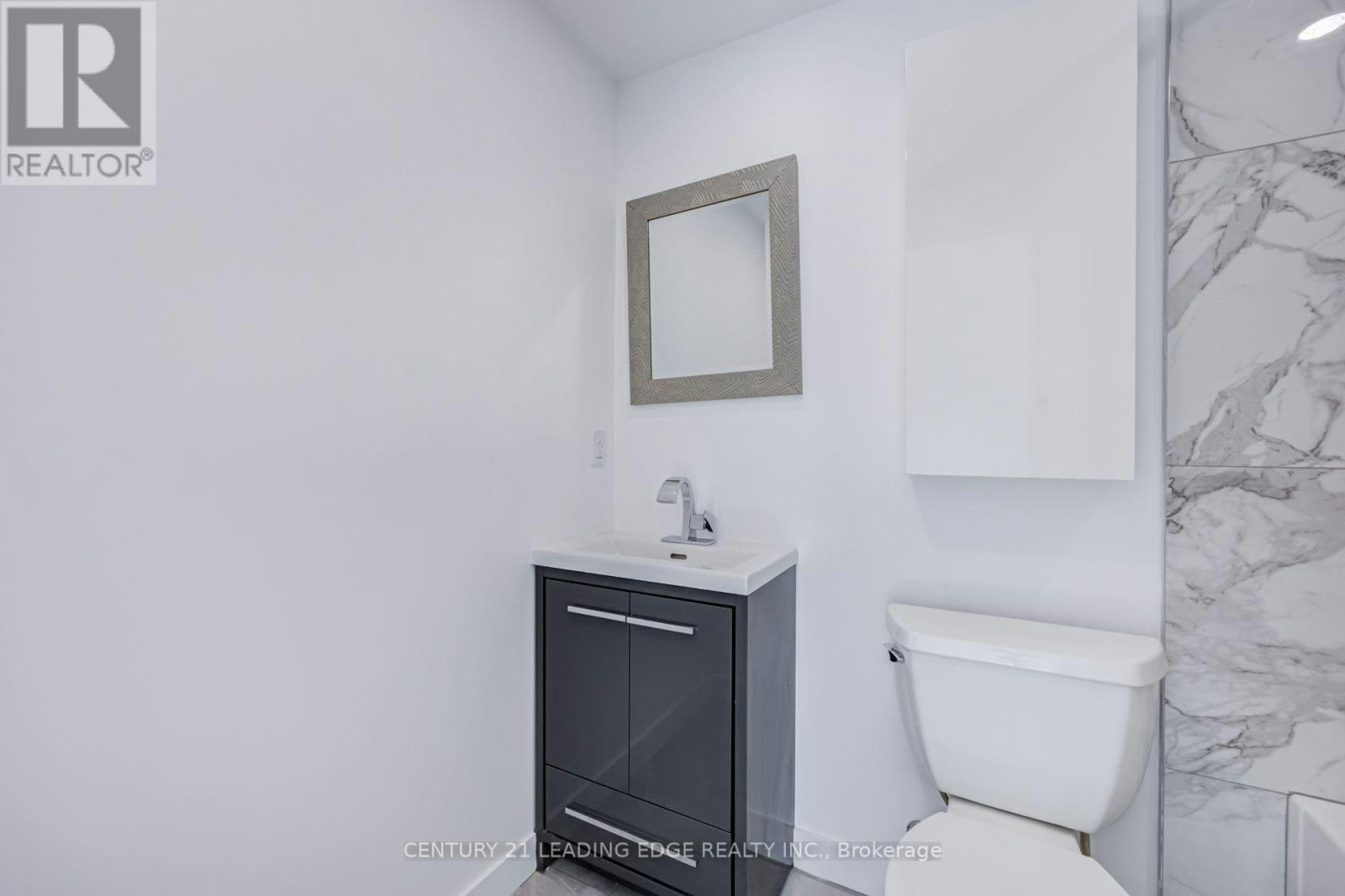 B-1375 Bathurst Street, Toronto, ON, M5R 3H8 - 5