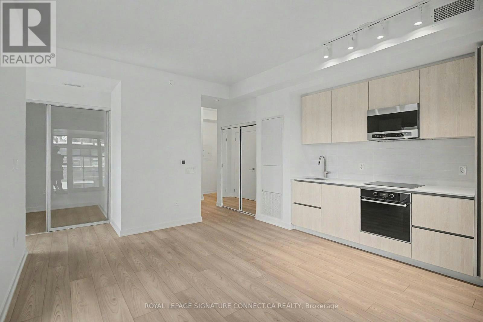 715-110 Broadway Avenue, Toronto, ON, M4P 1V7 - 3