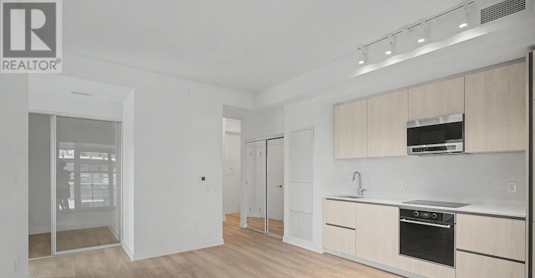 715-110 Broadway Avenue, Toronto, ON, M4P 1V7 - 3