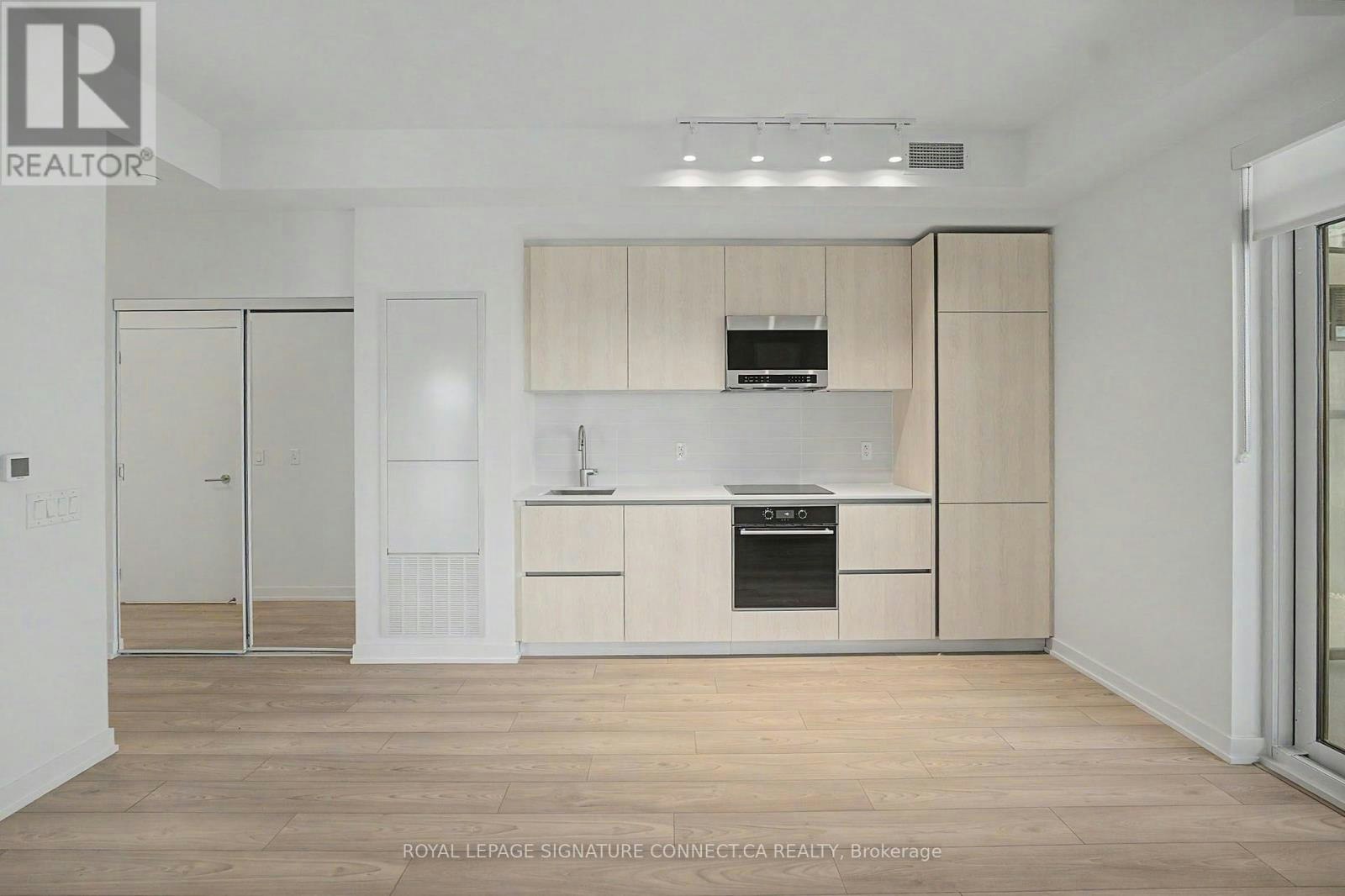 715-110 Broadway Avenue, Toronto, ON, M4P 1V7 - 2