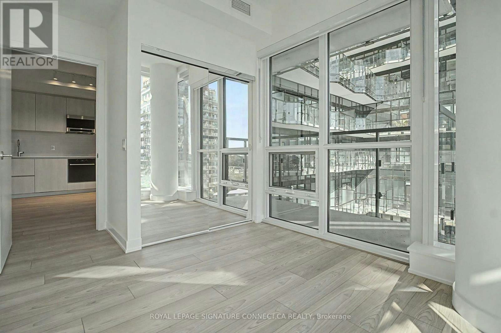 715-110 Broadway Avenue, Toronto, ON, M4P 1V7 - 17