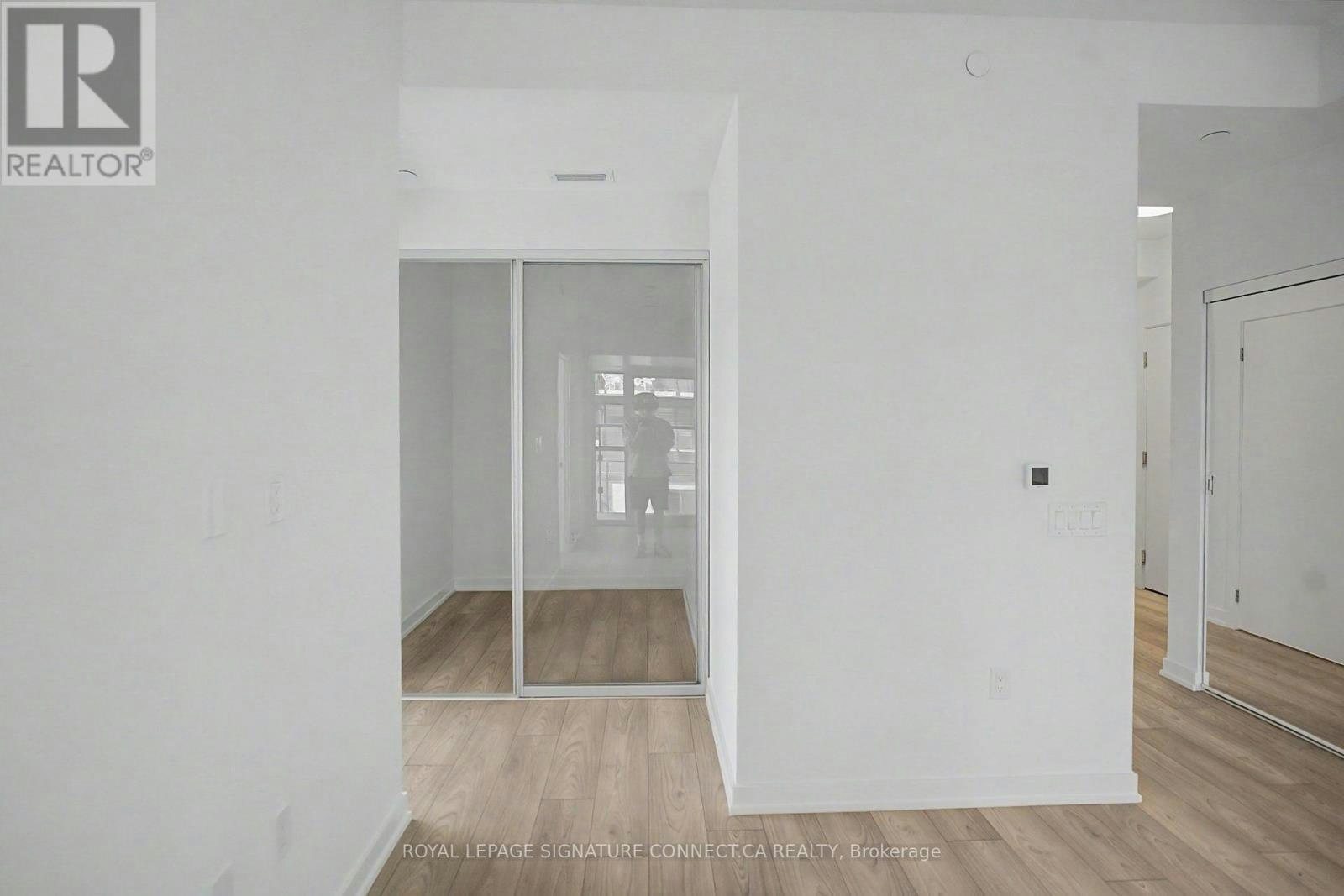 715-110 Broadway Avenue, Toronto, ON, M4P 1V7 - 13