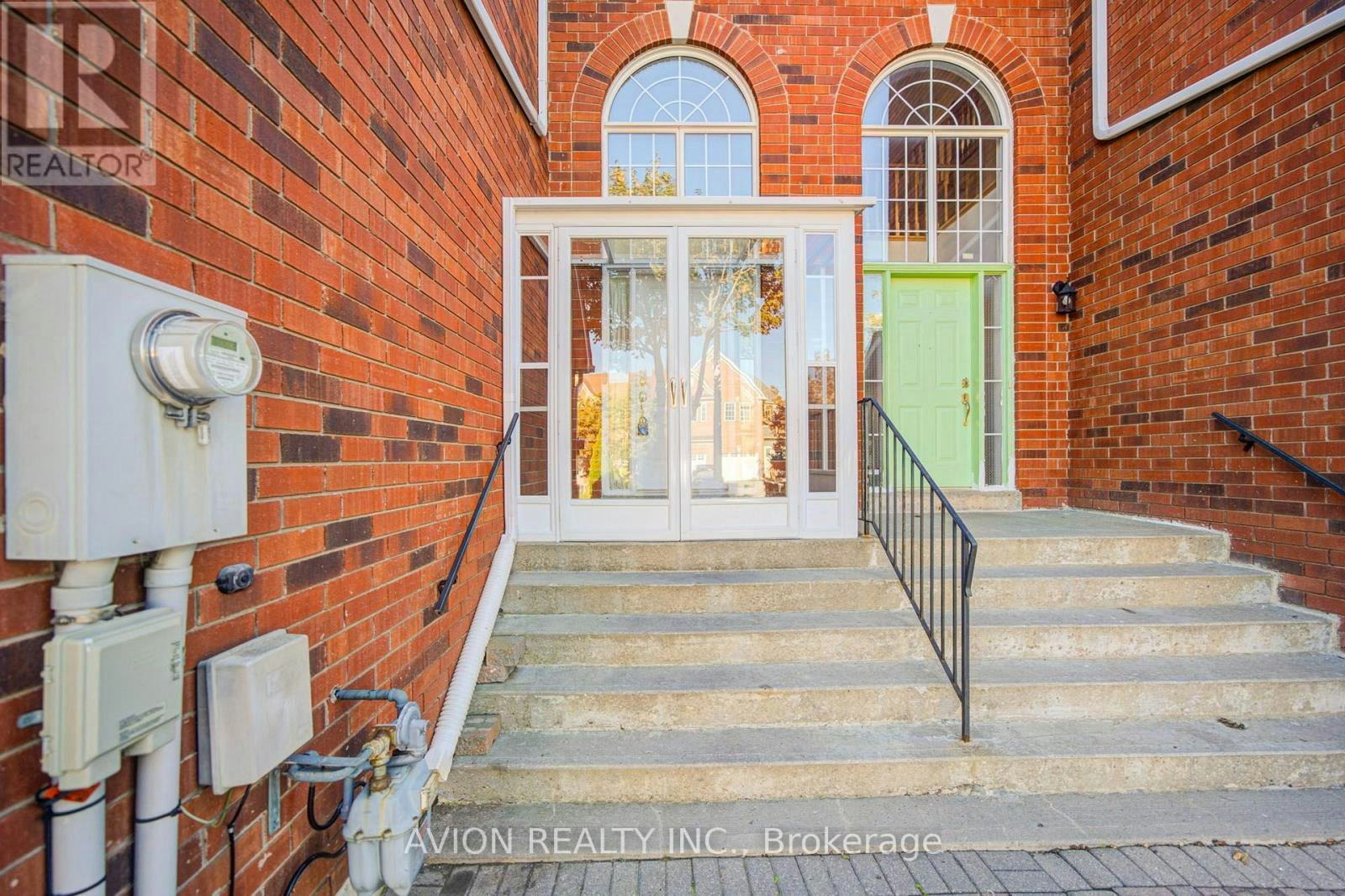 82 Kimono Crescent, Richmond Hill, ON, L4S 2G1 - 2