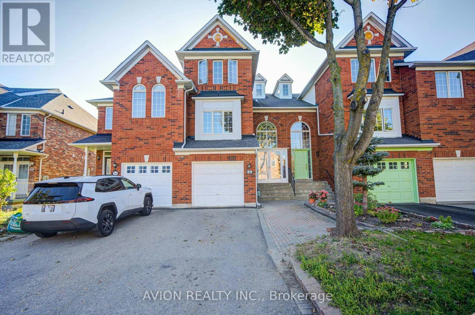 82 Kimono Crescent, Richmond Hill, ON, L4S 2G1