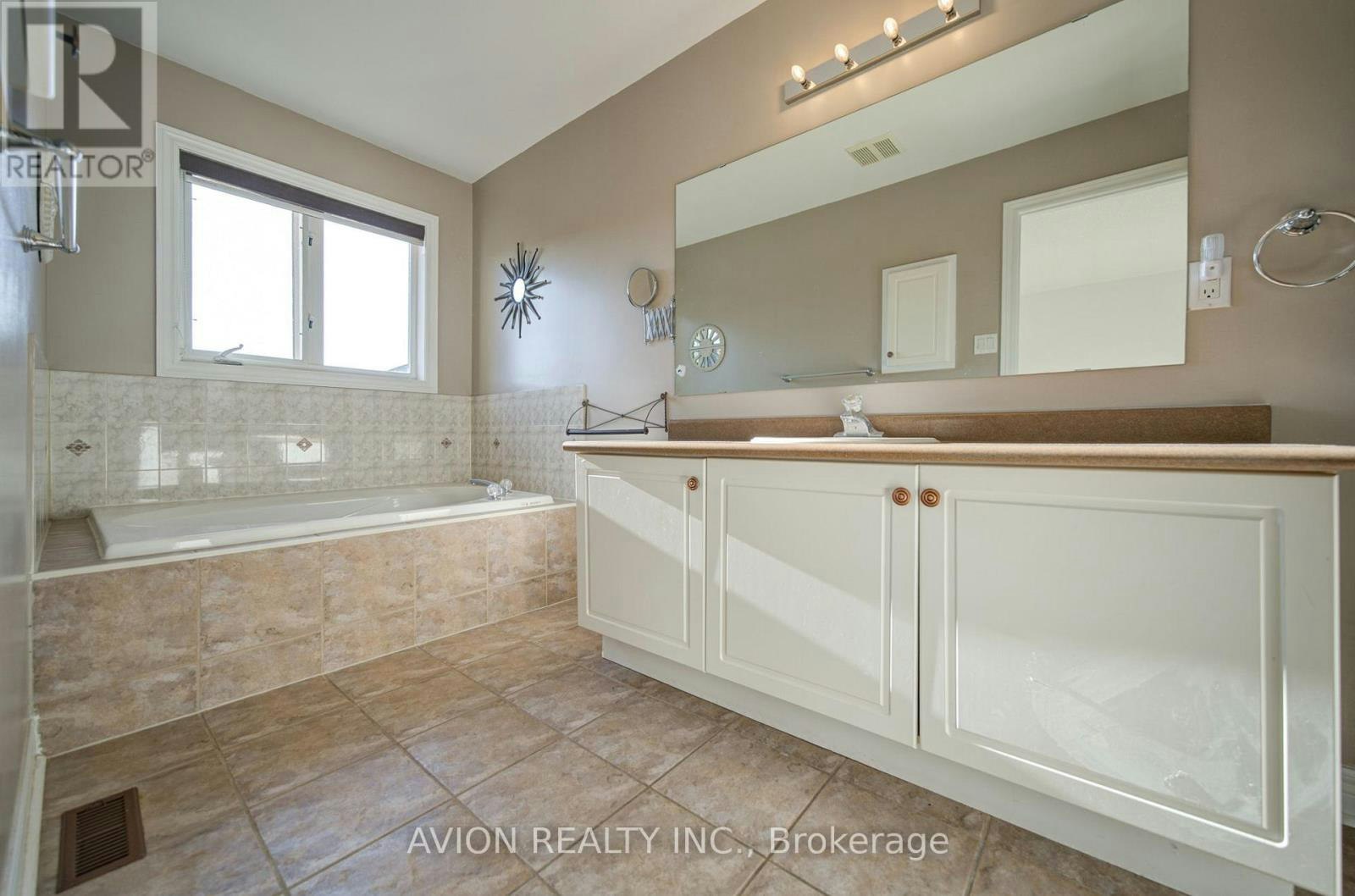 82 Kimono Crescent, Richmond Hill, ON, L4S 2G1 - 27