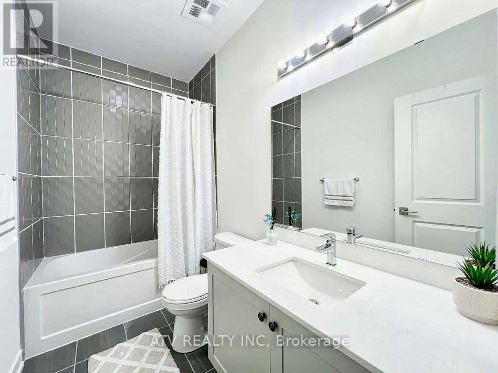 2402-58 Elizabeth Street S, Richmond Hill, ON, L4C 5W2 - 17