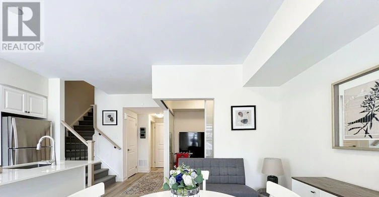 2402-58 Elizabeth Street S, Richmond Hill, ON, L4C 5W2 - 4