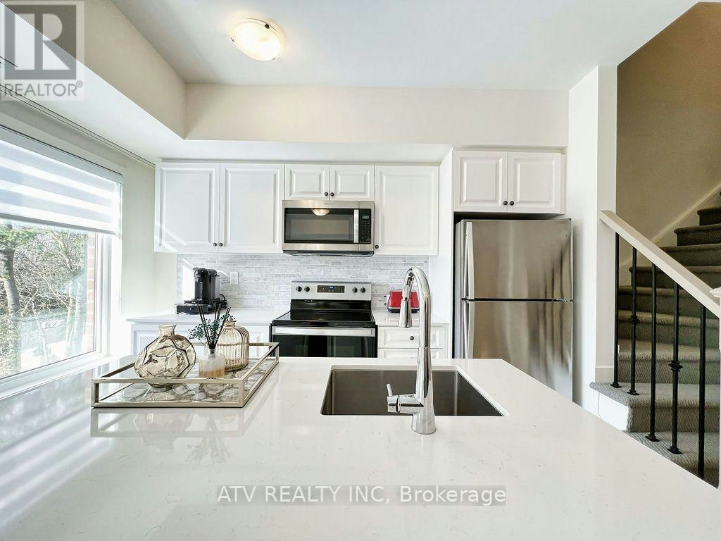 2402-58 Elizabeth Street S, Richmond Hill, ON, L4C 5W2 - 14