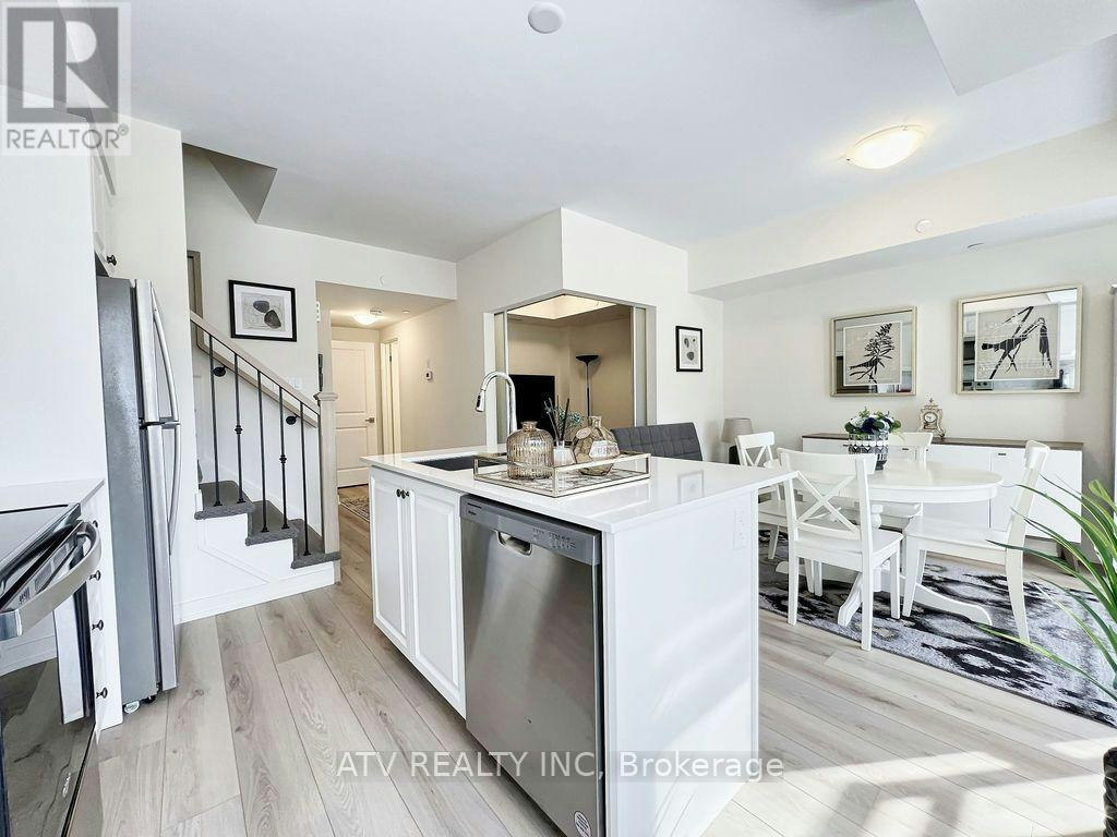 2402-58 Elizabeth Street S, Richmond Hill, ON, L4C 5W2 - 6